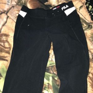 Black/white yoga pants